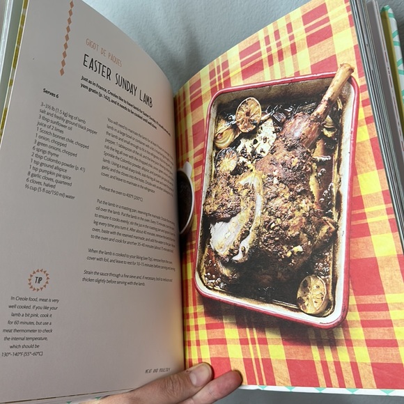 New Creole Kitchen: Sunshine Flavors from the Caribbean by Bolosier, Van… - Picture 4 of 5